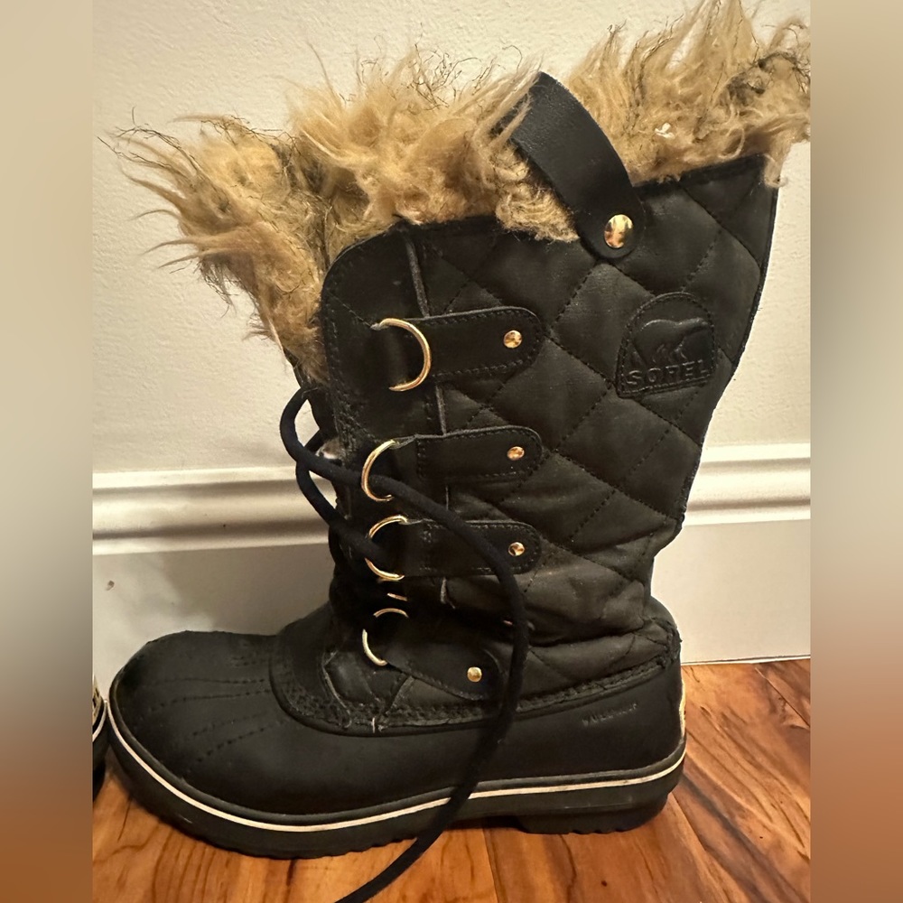 Sorel winter boot